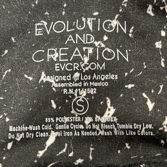 Evolution and Creation Sports Gym Black White Pattern Print Leggings Size S - Picture 8 of 8